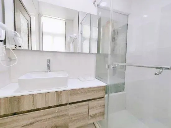 Yixuan light luxury hotel (Shanghai Bund store)