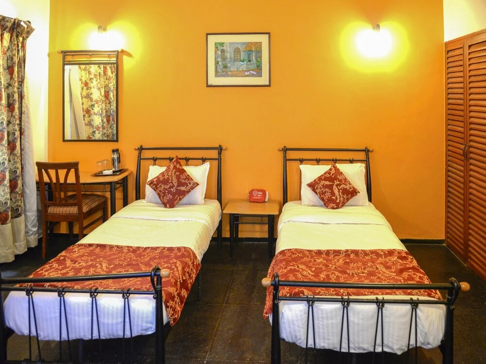 OYO 438 near Candolim Beach