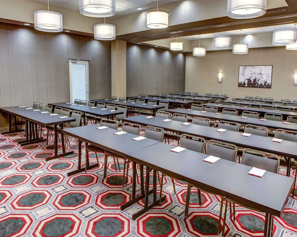 Cambria Hotel White Plains - Downtown