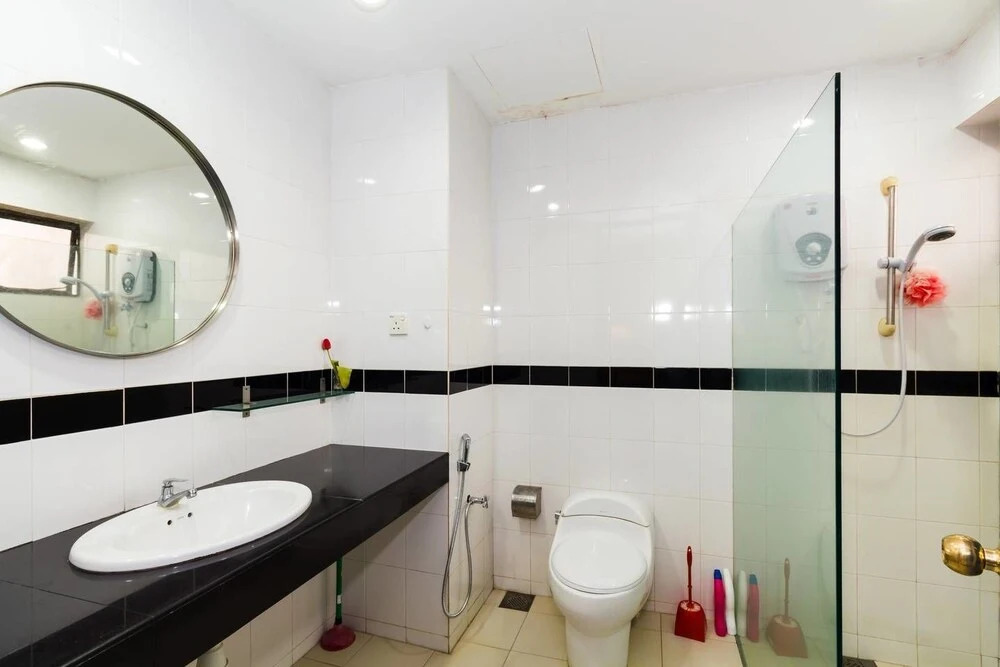 Cozy and Elegant Shahzan Court