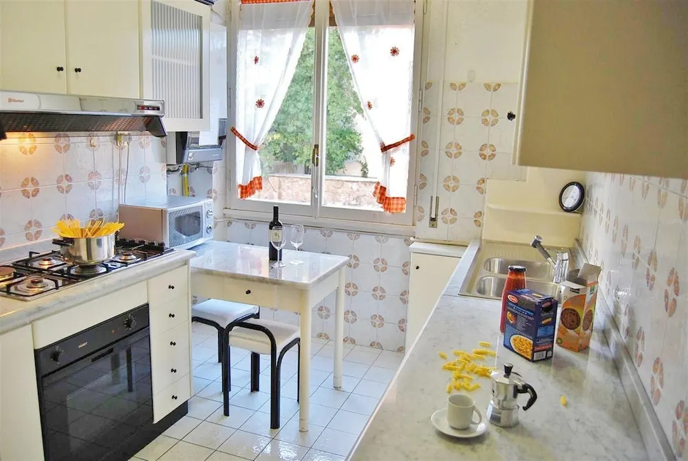 Luminous Trastevere Apartment, Wifi, Balcony, Lift, Parking