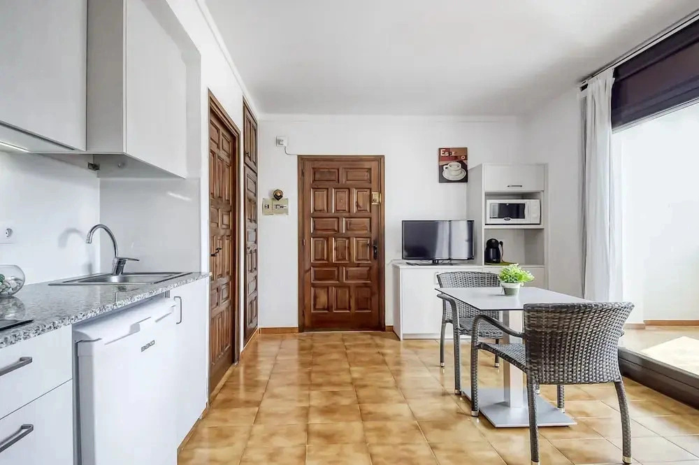 Apartment in Roses by Rocky Beach