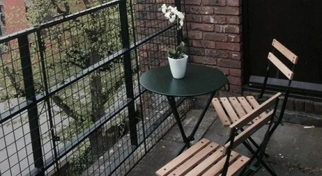 White City Apartment