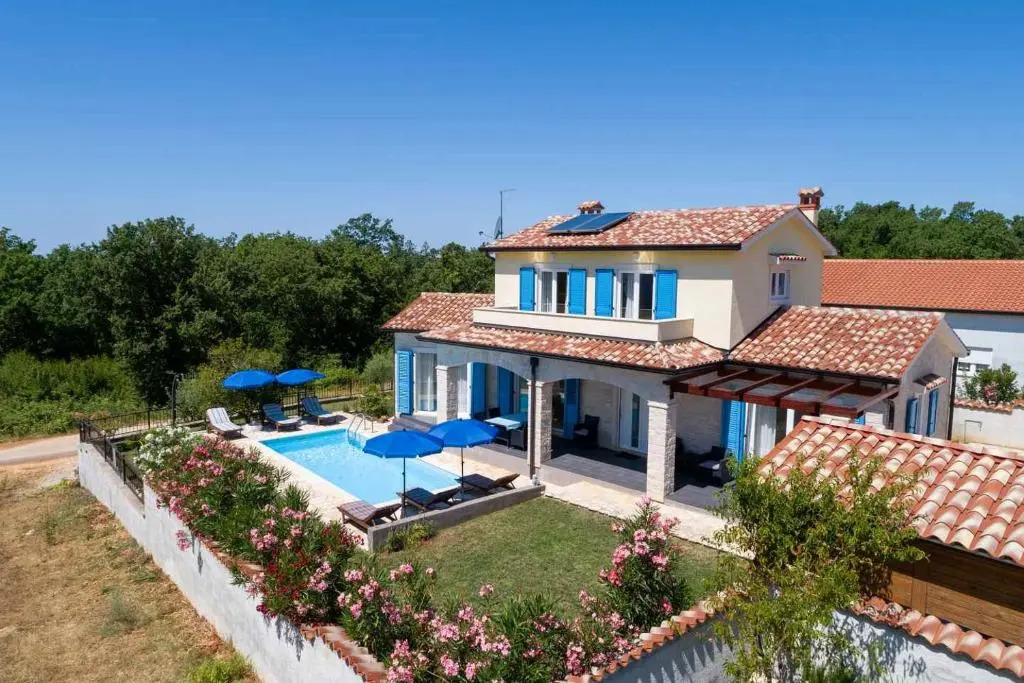 Villa Monika