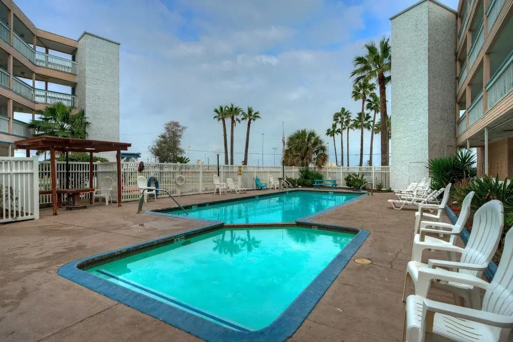 Private Balcony w/ Ocean View Pool & Hot Tub Access Ocean Echo by Avantstay