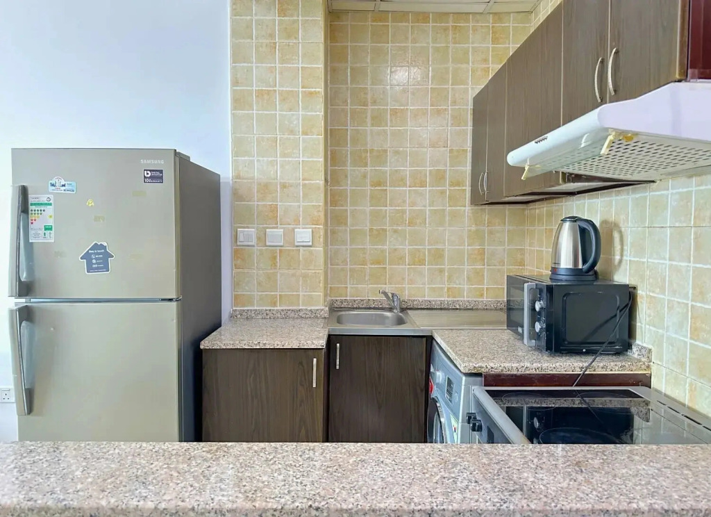Квартира Alzarooni 608
