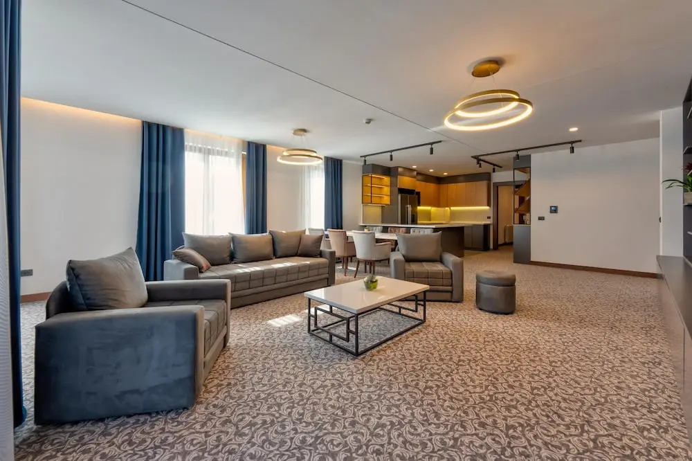 Курортный Отель Queen of Zlatibor hotel & Spa