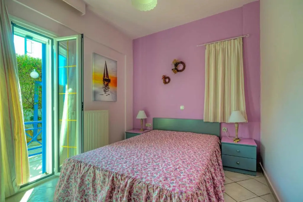 Sea Breeze Corner, Cozy Flat near the Beach
