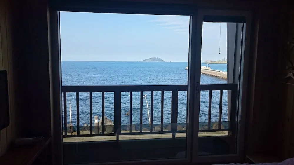 Jeju  JYP