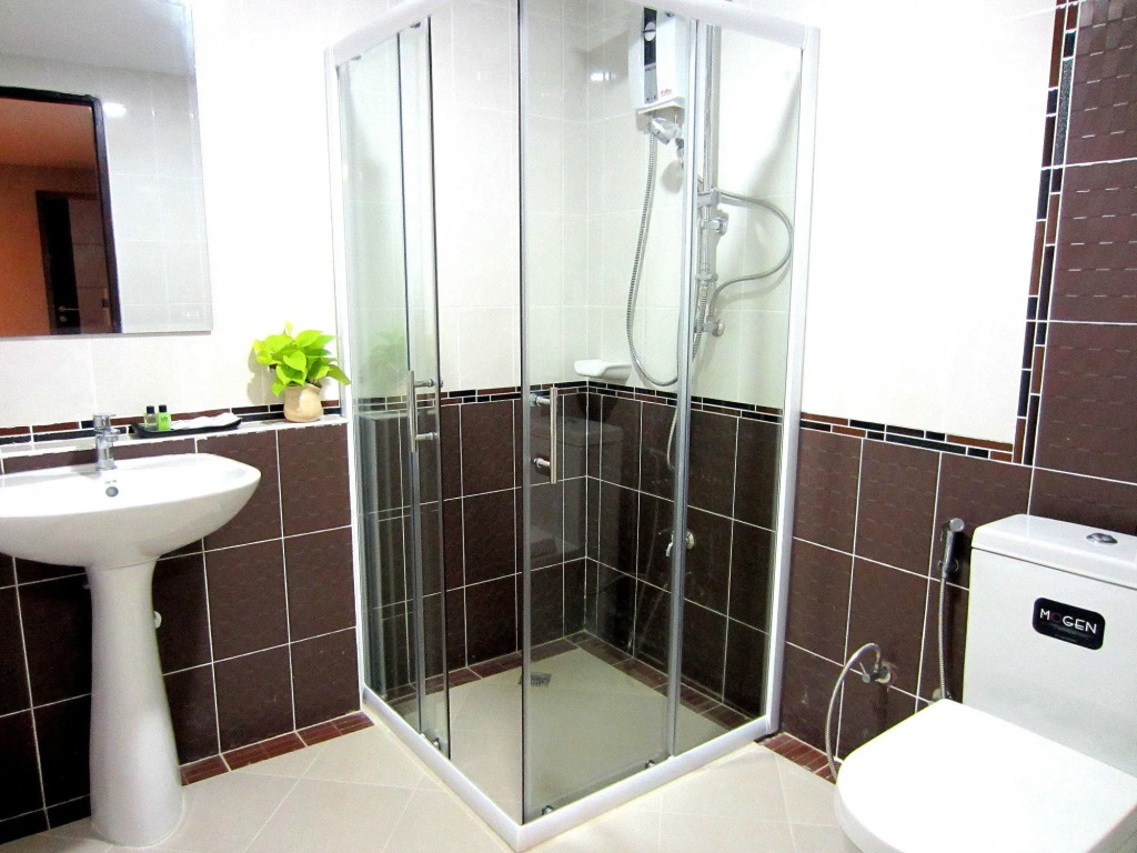 Life Grand Hotel