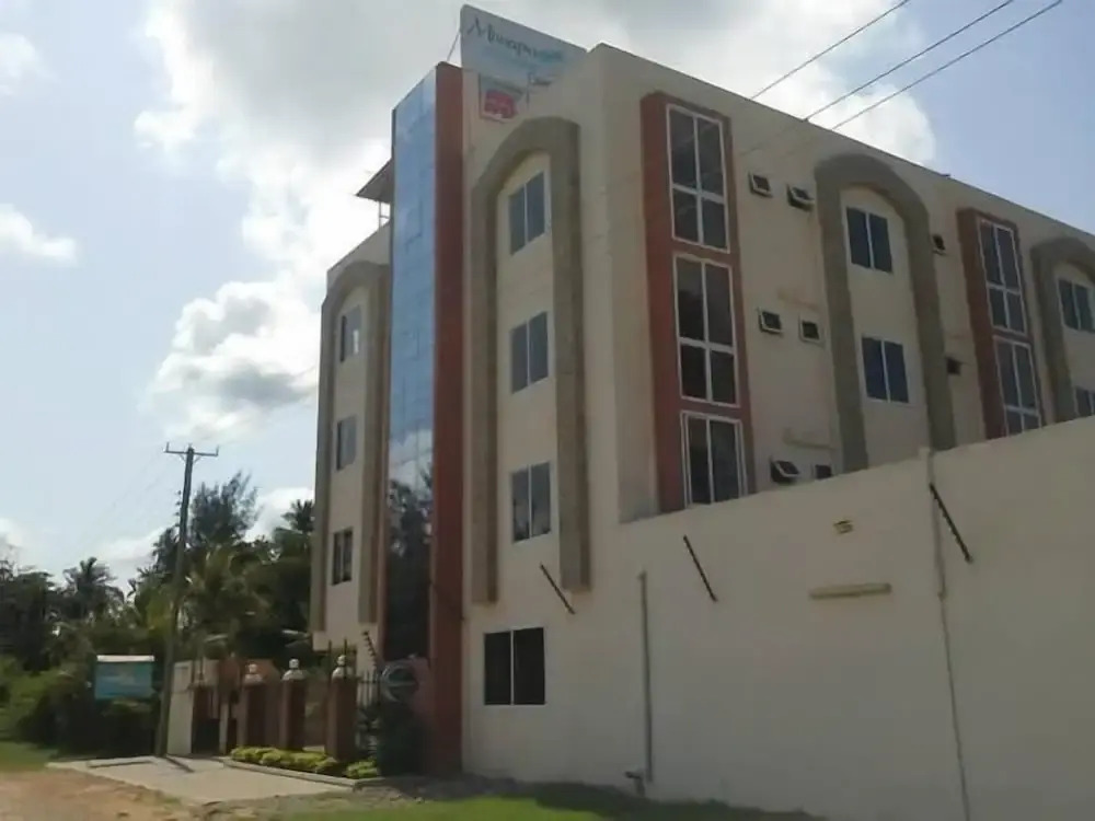 Mtwapa Country Resort