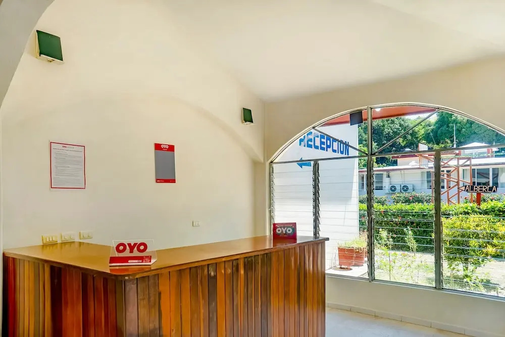 Hotel Los Leones