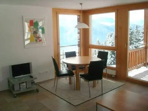 Bella Vista Mönch 12