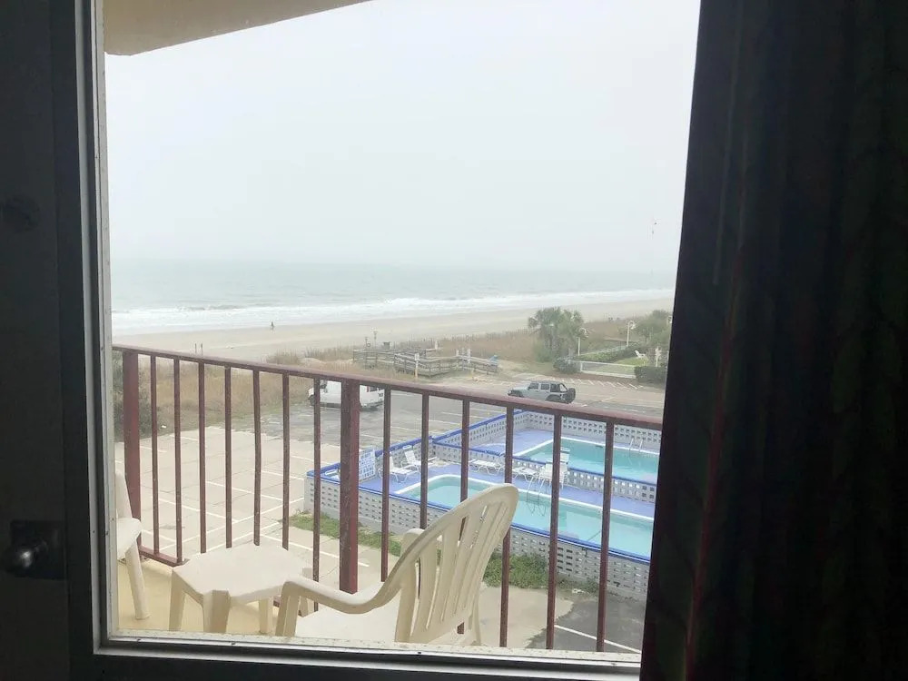 Gazebo Inn Oceanfront
