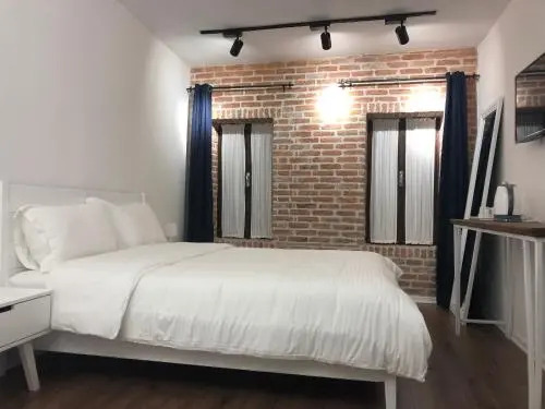 Old Bazaar Rooms