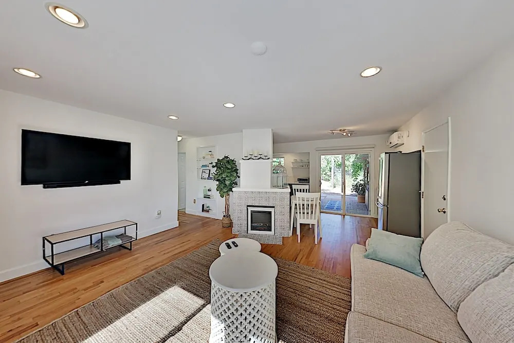 4581poca 2 Bedroom Home