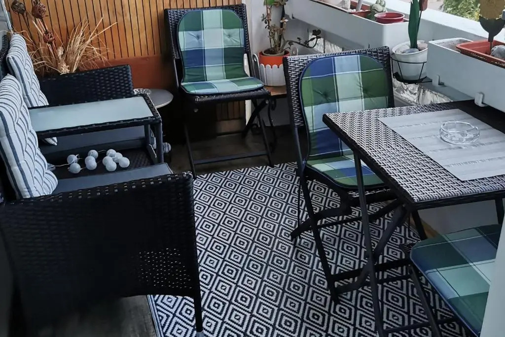 Id 5546 - Private Apartment