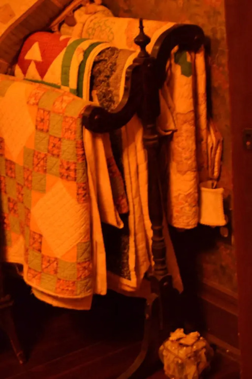 Carleton House Bed and Breakfast