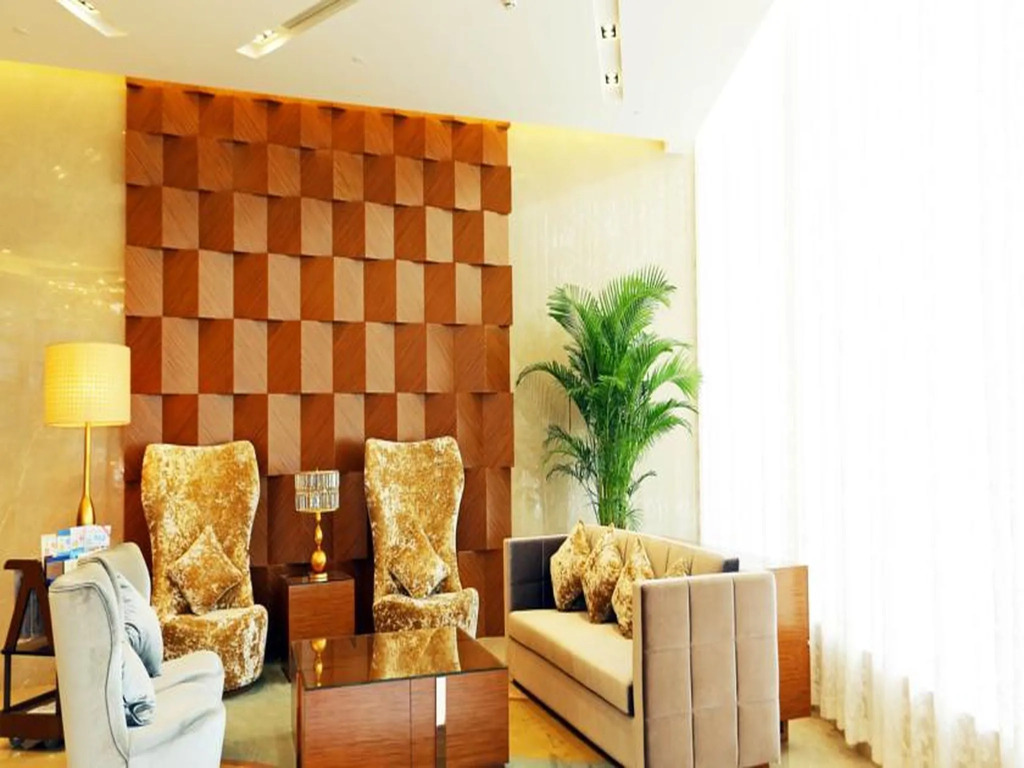 Shenzhen Baoan PLUS Gems Cube Hotel