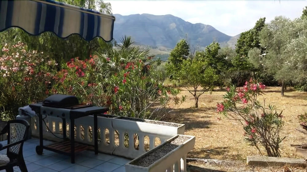 La Marina Gardens