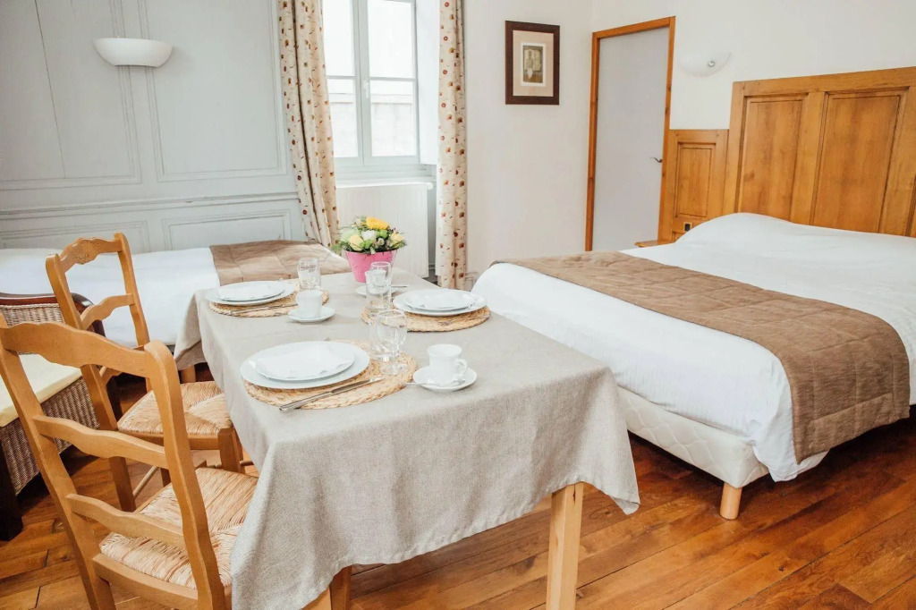Appart Hotel Charles Sander