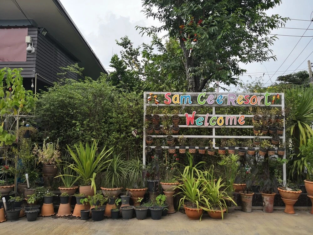 Sam Cee Resort