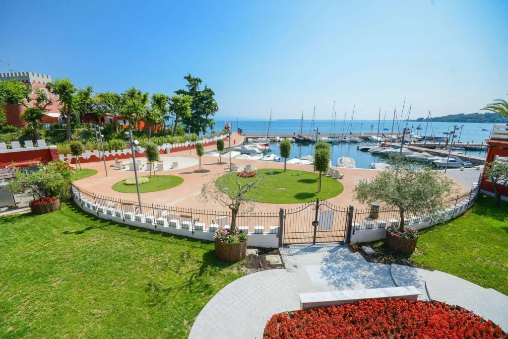Hotel Villa Garuti