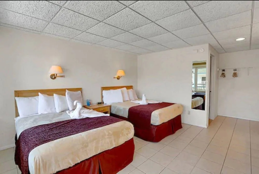AA Heart of Wildwood Motels
