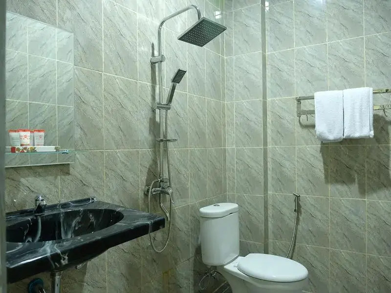 Hotel Mustika by OYO Rooms
