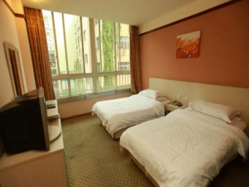Super 8 Hotel Chengdu Chun Xi