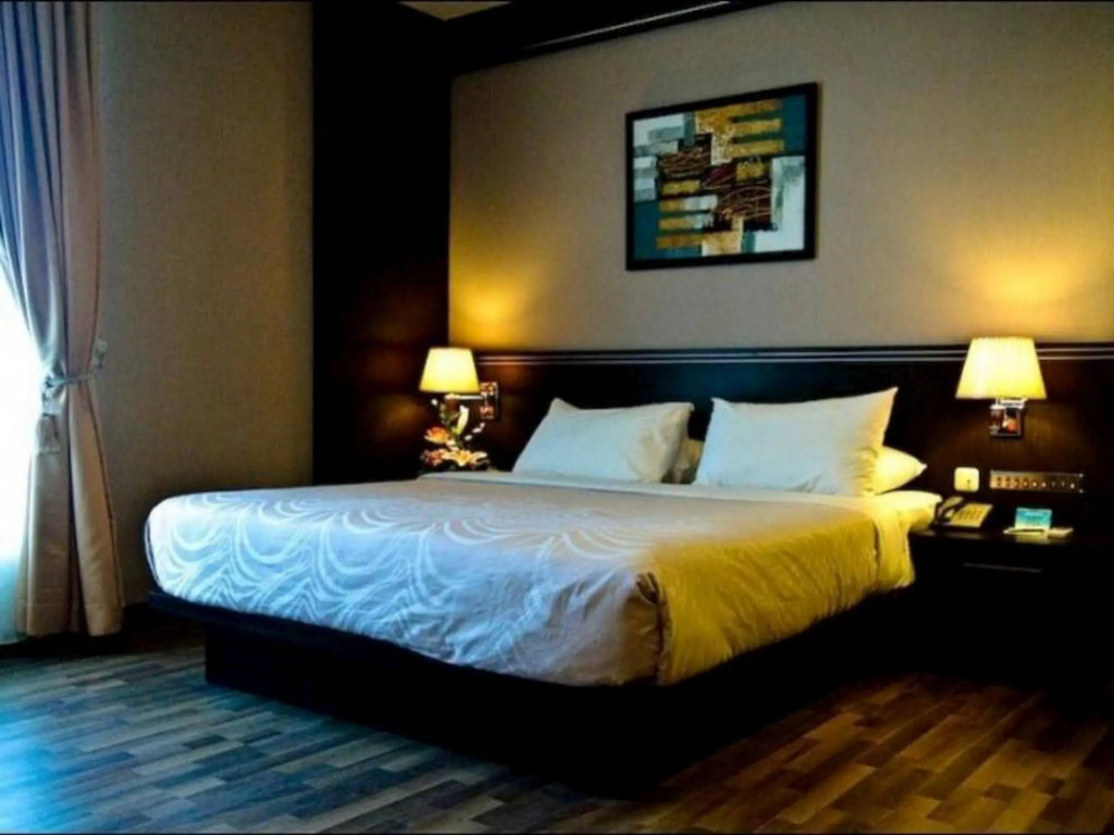 Star Hotel
