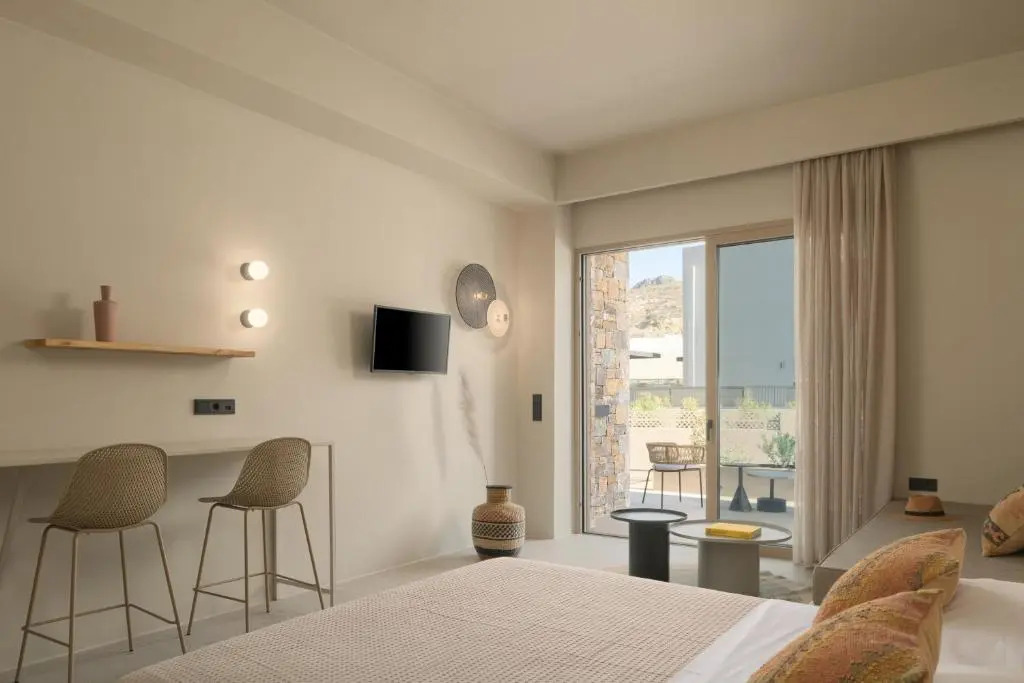 NERĒA Boutique Hotel