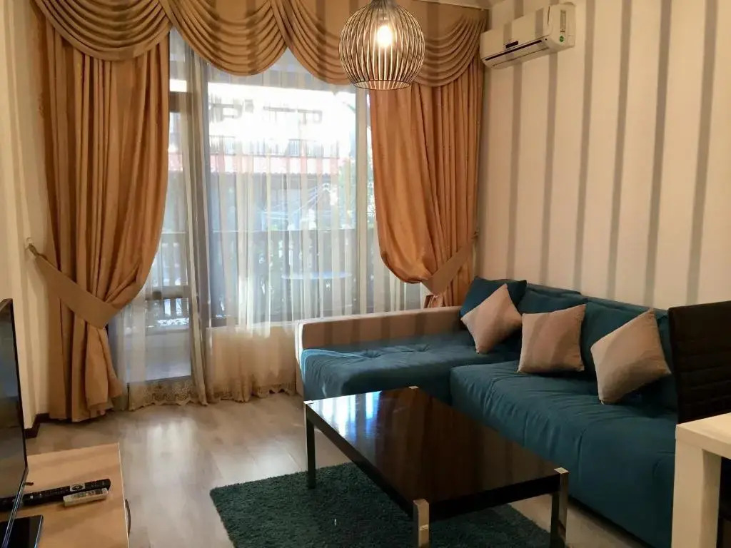 The Green Paradise Apartments