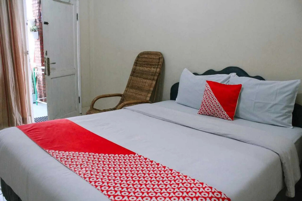 OYO 2799 Berastagi Backpacker Rooms
