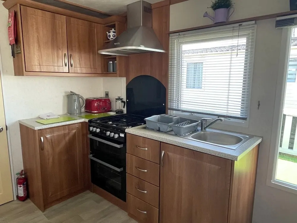 27 Tower View Pevensey Bay Holiday Park Beach