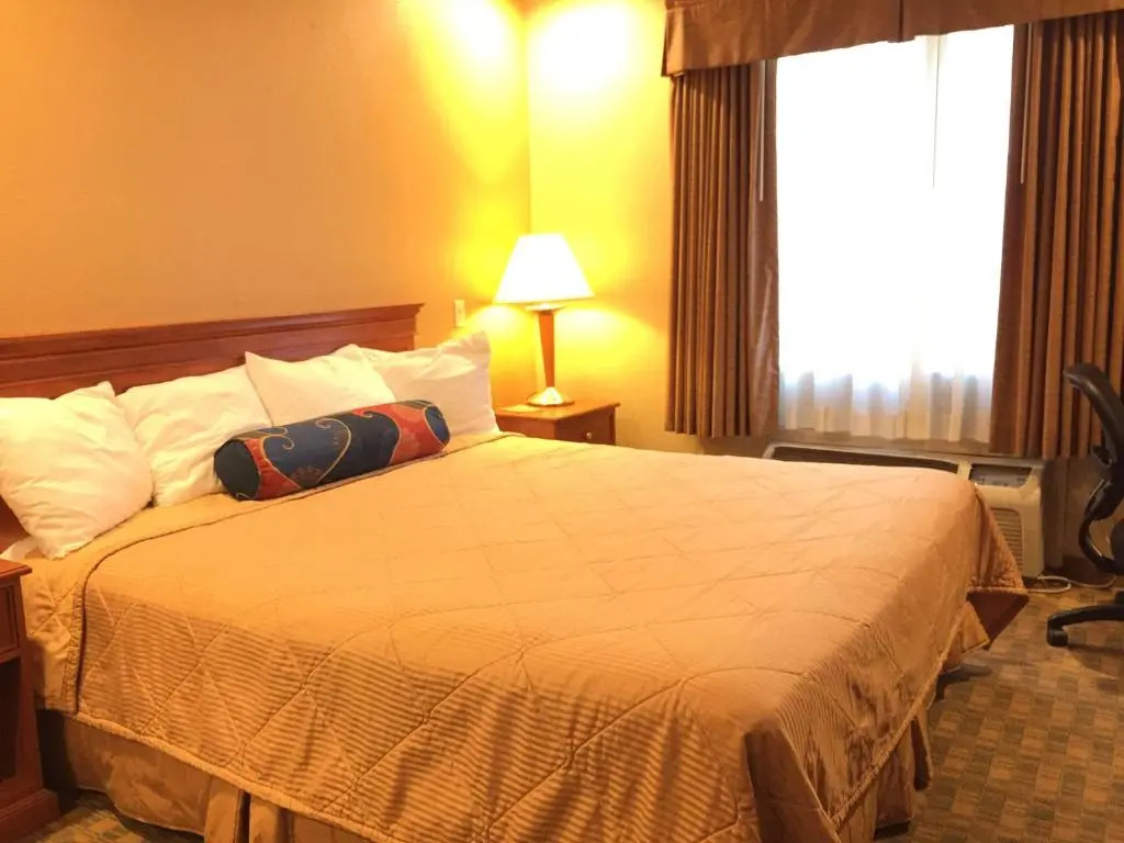 Pleasant Hill Inn