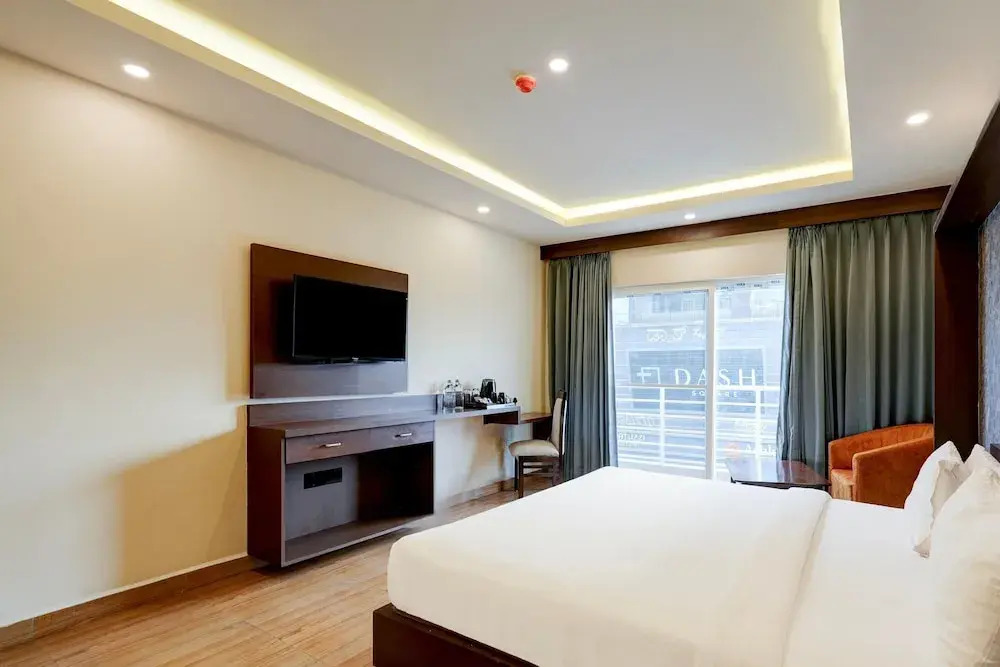 Premium Stays Near Phoenix Mall