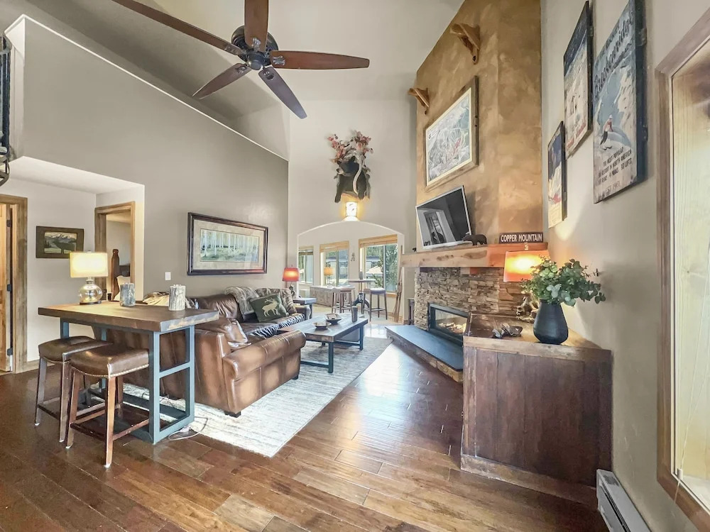 Be410 Bridge End Pet Friendly 3 Bedroom Condo by RedAwning