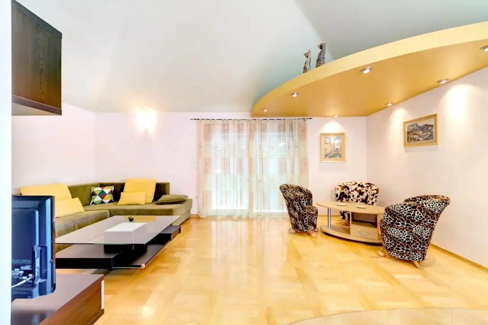Apartment With one Bedroom in Strozanac, With Wonderful sea View, Terr
