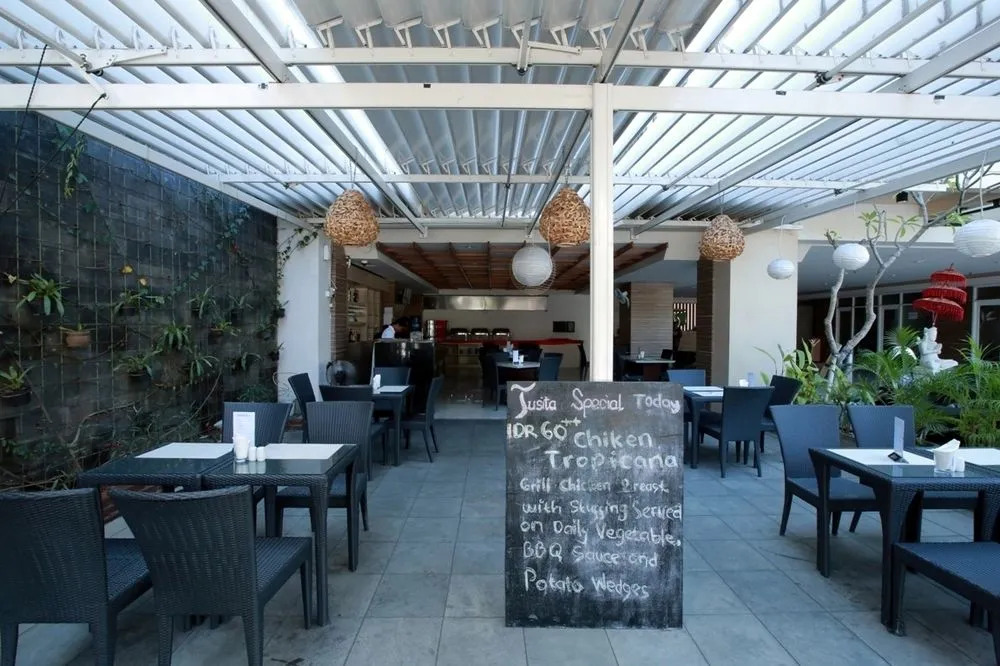 RedDoorz Near Lippo Mall Kuta