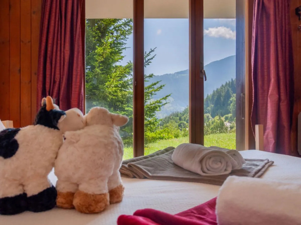 Chalet Le Hibou by Interhome