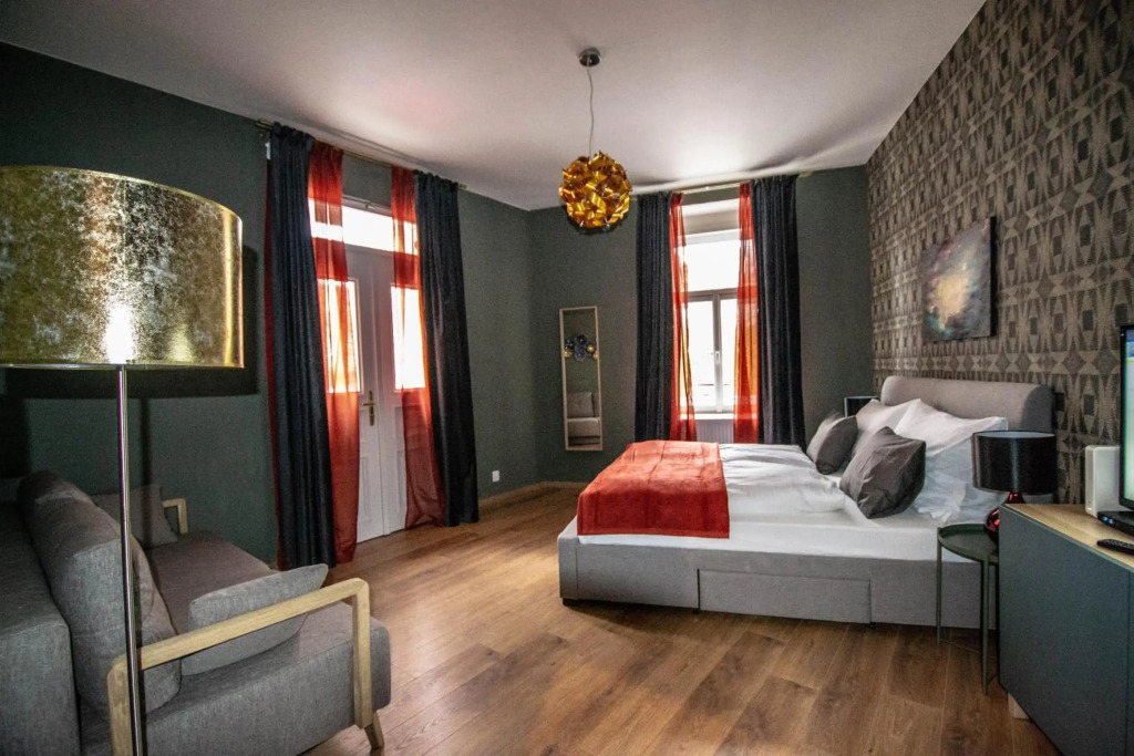 Ruterra Apartments by Cathedral
