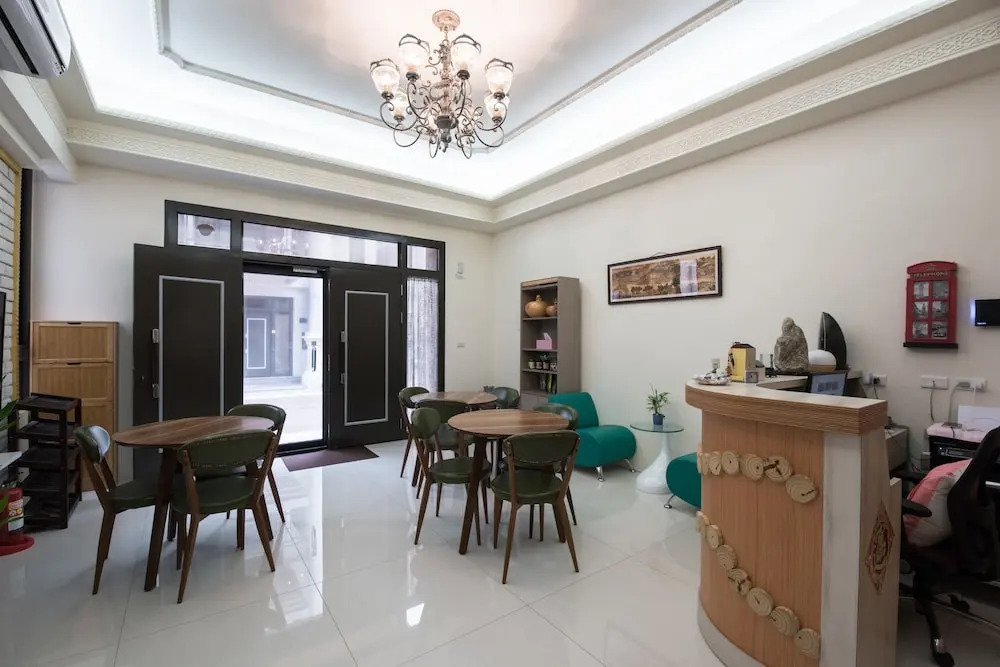 Catt Leya B&B Hotel