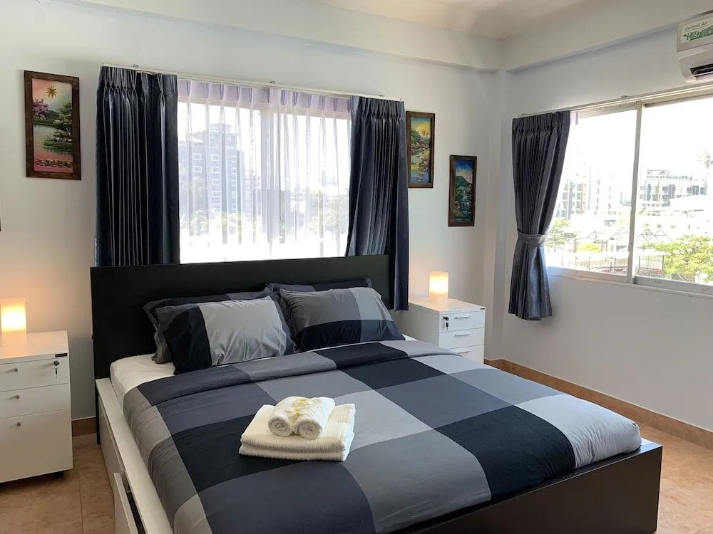 Pagoda Buakow Guesthouse