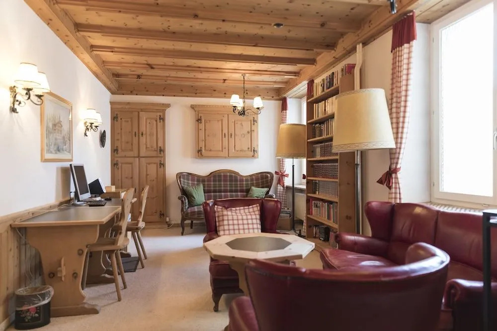 Hotel Bernina