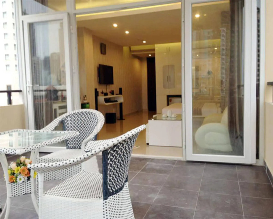 Luxury Hotel