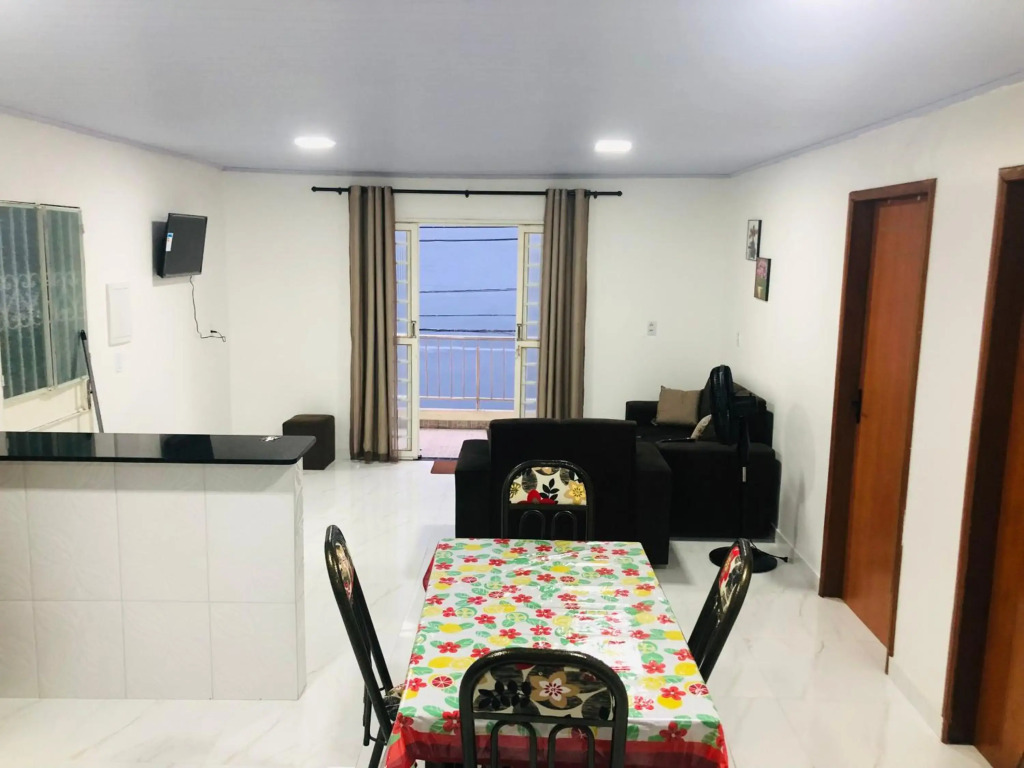 Apartamento bem localizado na Av.Principal
