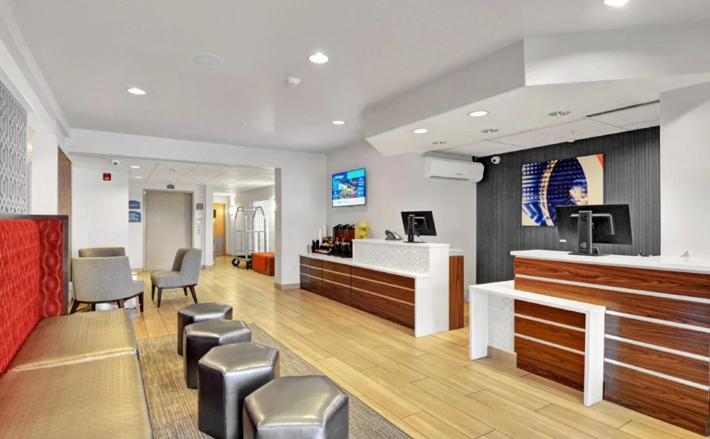 Executive Residency by Best Western Navigator Inn & Suites