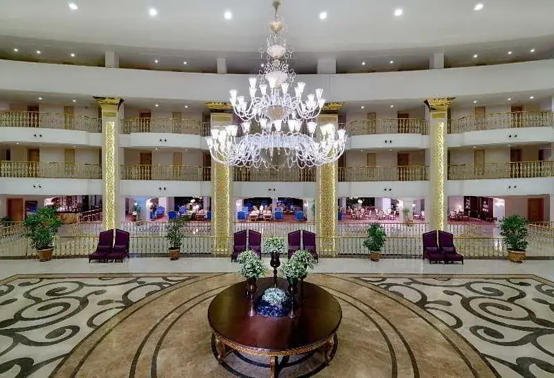Vogue Hotel Avantgarde