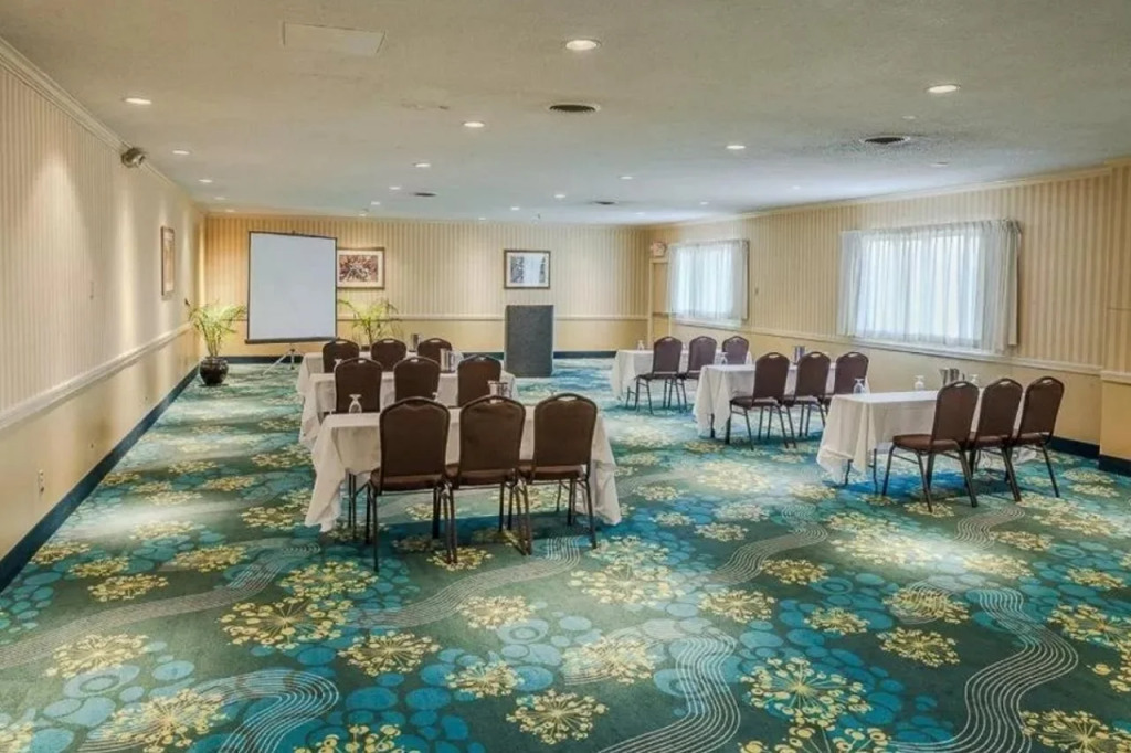 Radisson Hotel Niagara Falls-Grand Island